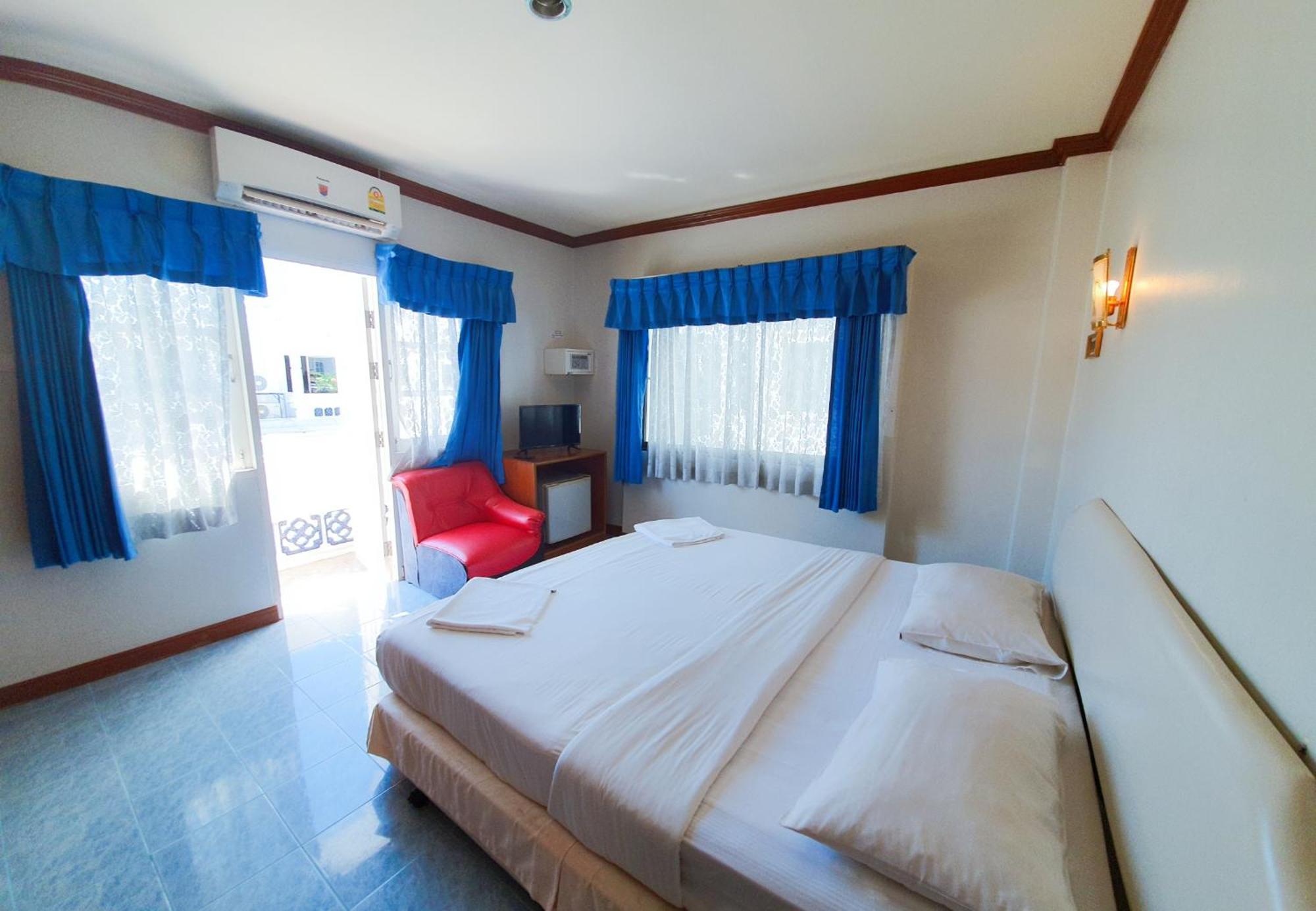 Break Point Hotel Patong Eksteriør billede