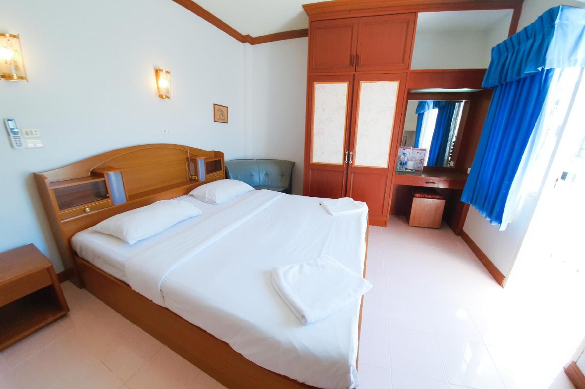 Break Point Hotel Patong Eksteriør billede