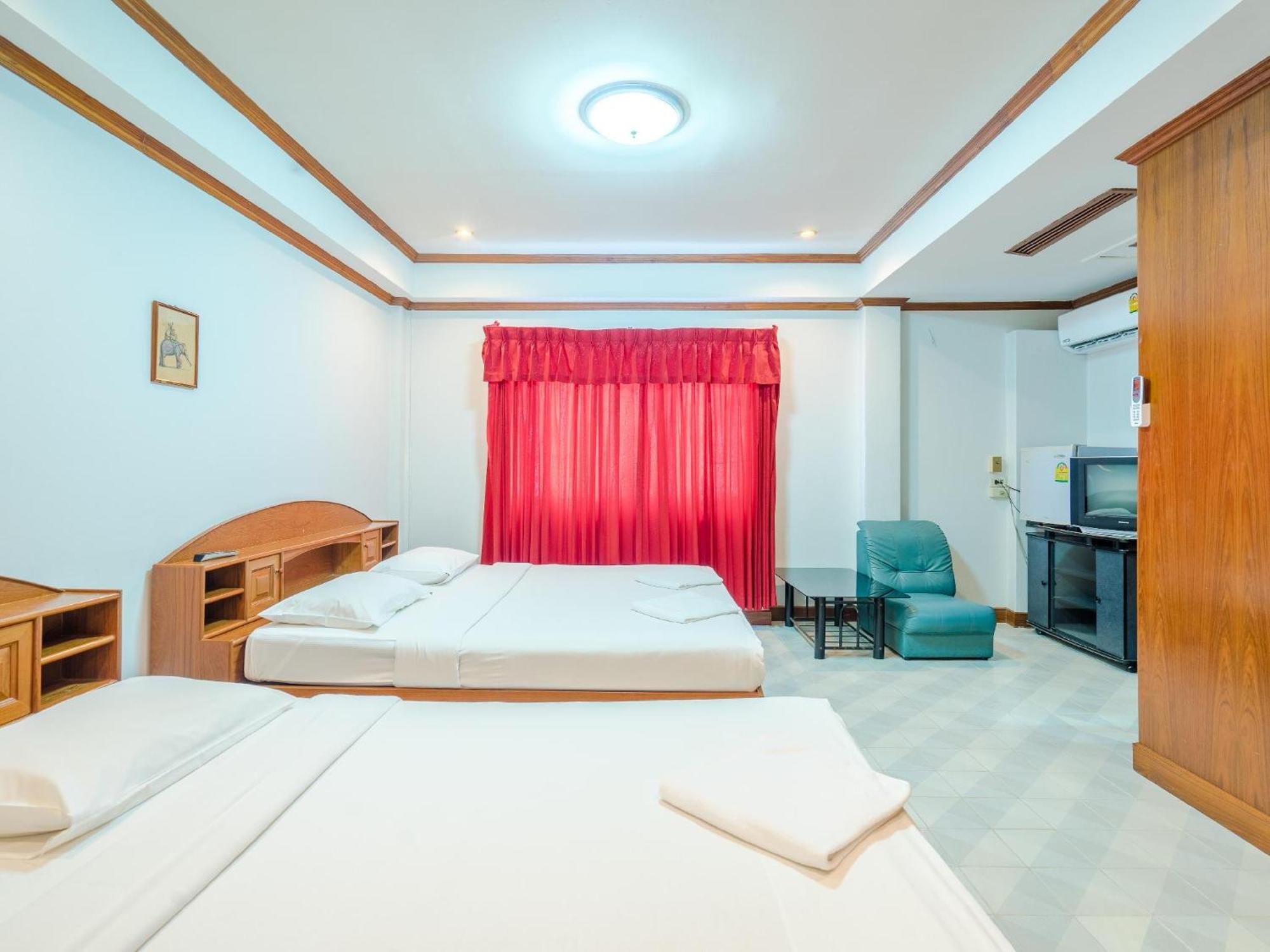 Break Point Hotel Patong Eksteriør billede
